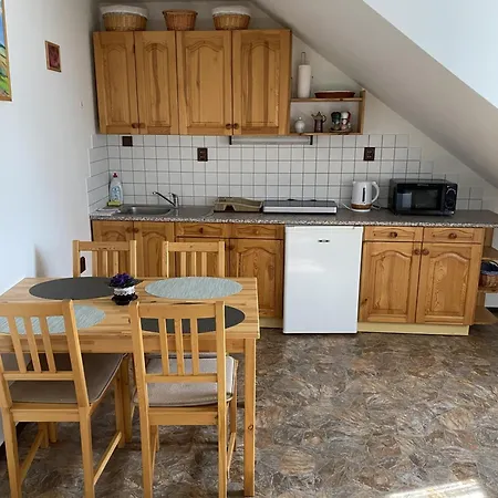 Na Ostrove Lägenhet *